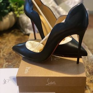Hot Chick 100 Nappa (Black)